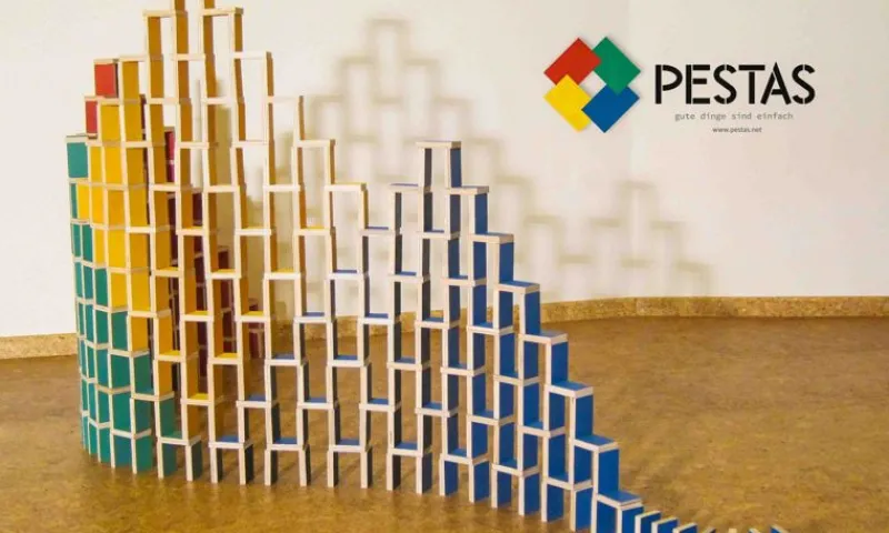 Pestas Boite De 500 Dominos - ^ Otros Juegos De Construcción