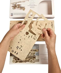 Ugears Camion De Bomberos Modelo Mecanico - ^ Descubrimiento De La Ciencia