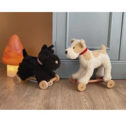 Egmont Toys Eliot El Perro - ^ Juguetes Que Tiran Y Empujan
