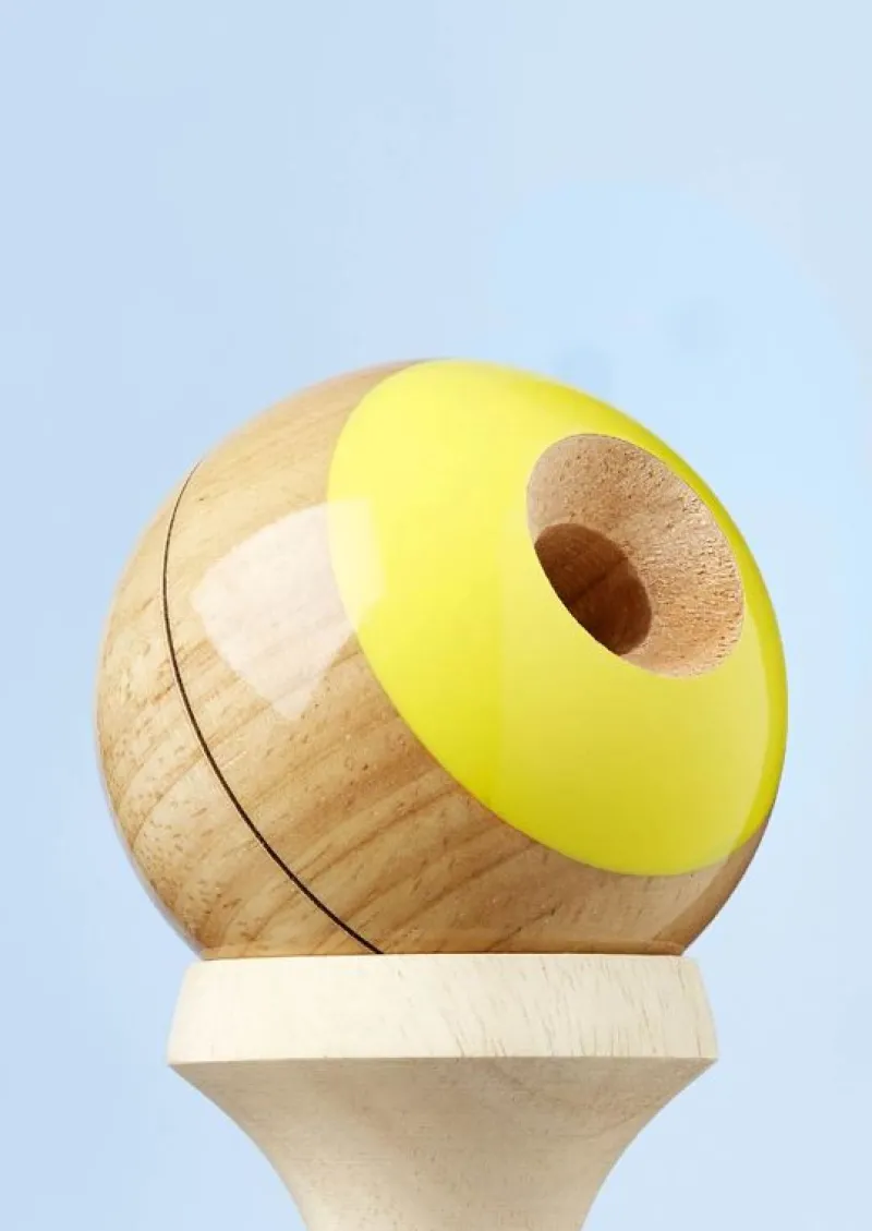 KROM Kendama Nihon San - ^ Diabolos Y Malabares