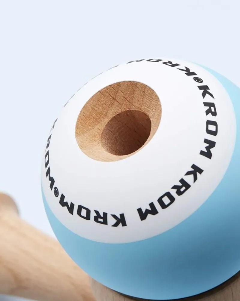 KROM Kendama Pop Azul Cielo - ^ Diabolos Y Malabares
