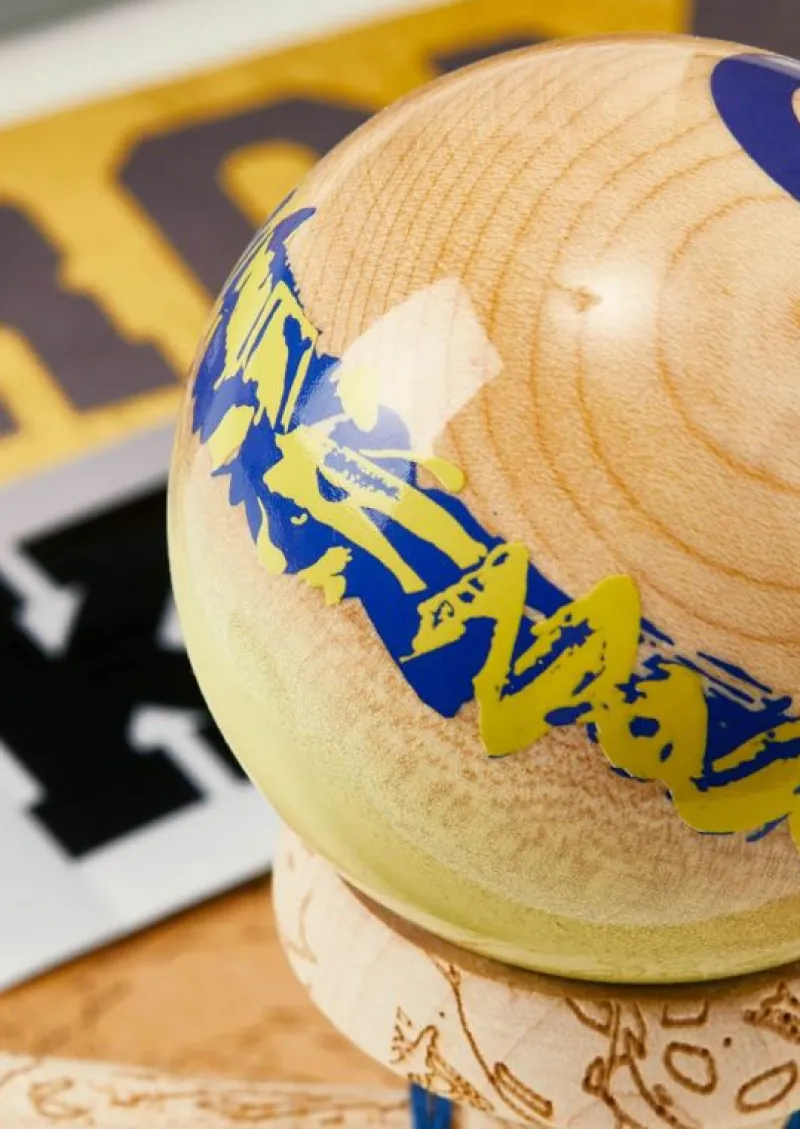 KROM Kendama Unity Sangfroid - ^ Diabolos Y Malabares