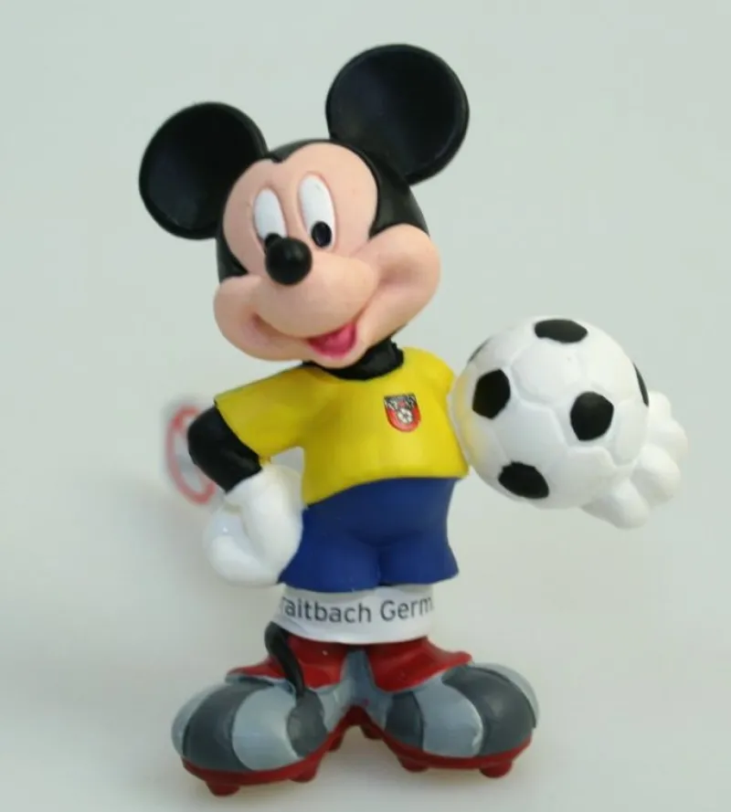 Bullyland Mickey, El Futbolista Brasileno - ^ Figuras Disney