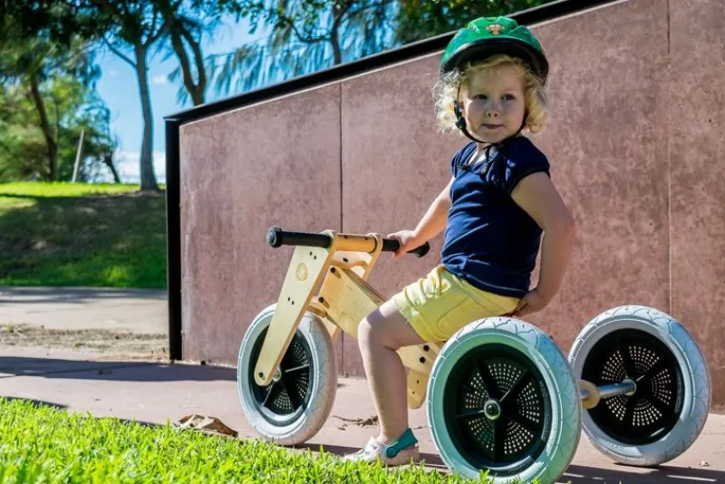 Wishbone Design Studio Scooter Wishbone Bike Original 3 En 1 - ^ Draisiennes Y Bicicletas De Madera