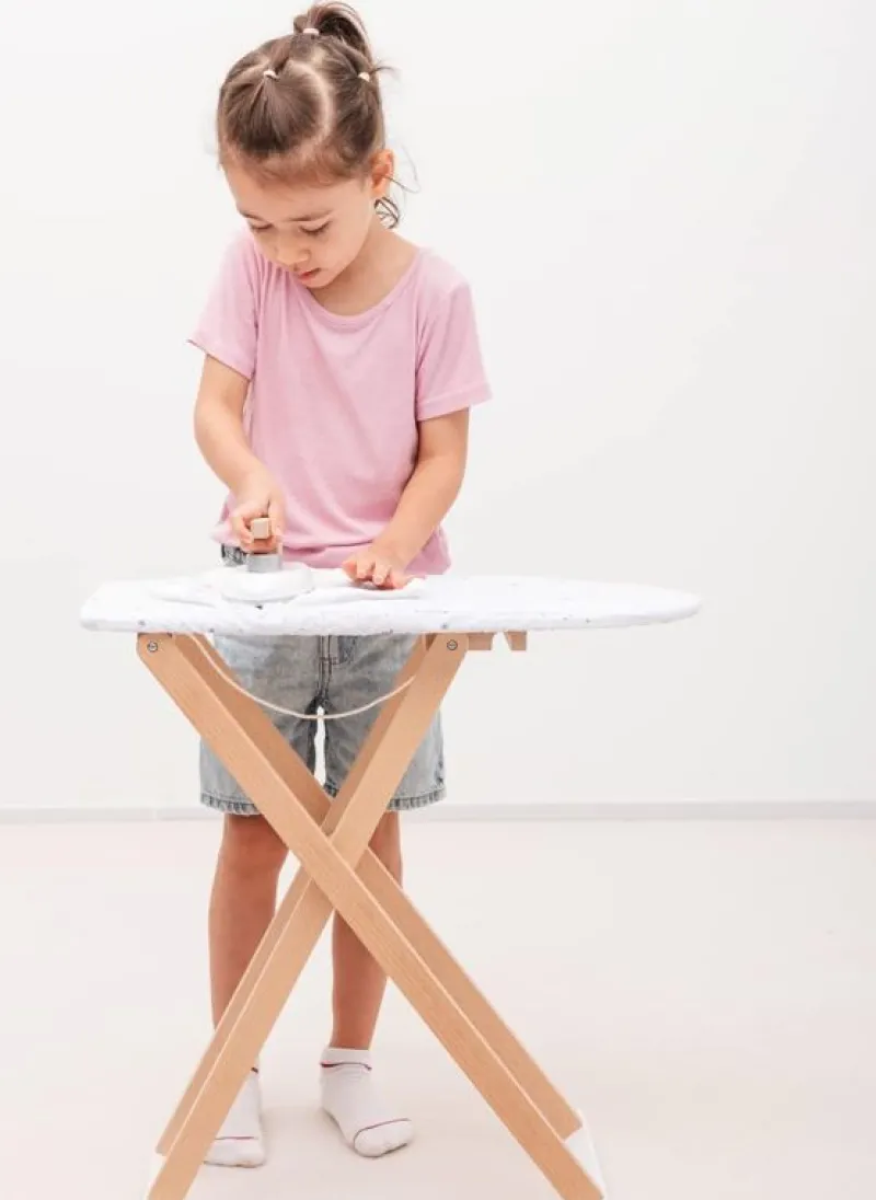 New Classic Toys Tabla De Planchar De Madera - ^ Limpieza, Tareas Domésticas, Costura...