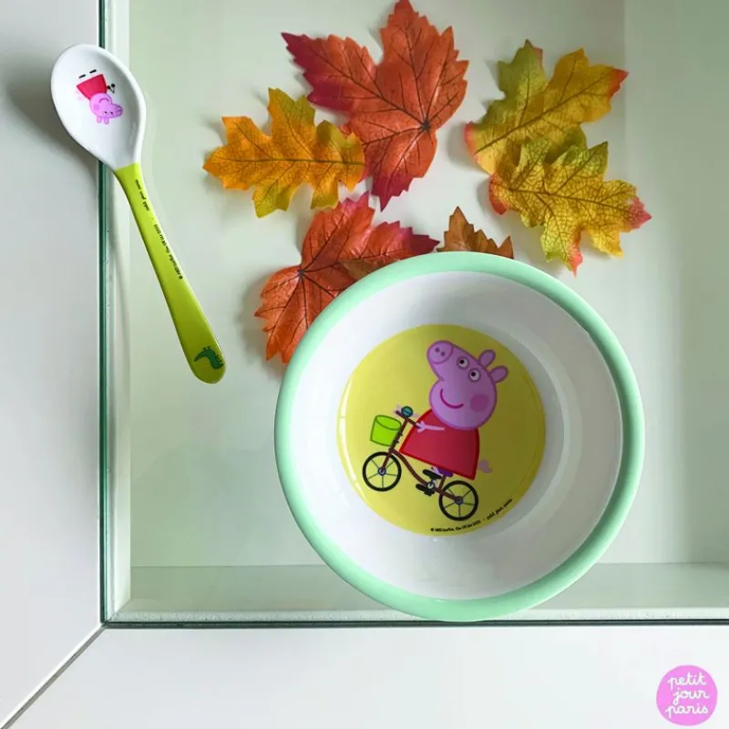 Petit Jour Tazon De Succion Con Cuchara Peppa Pig - ^ Una Mesa